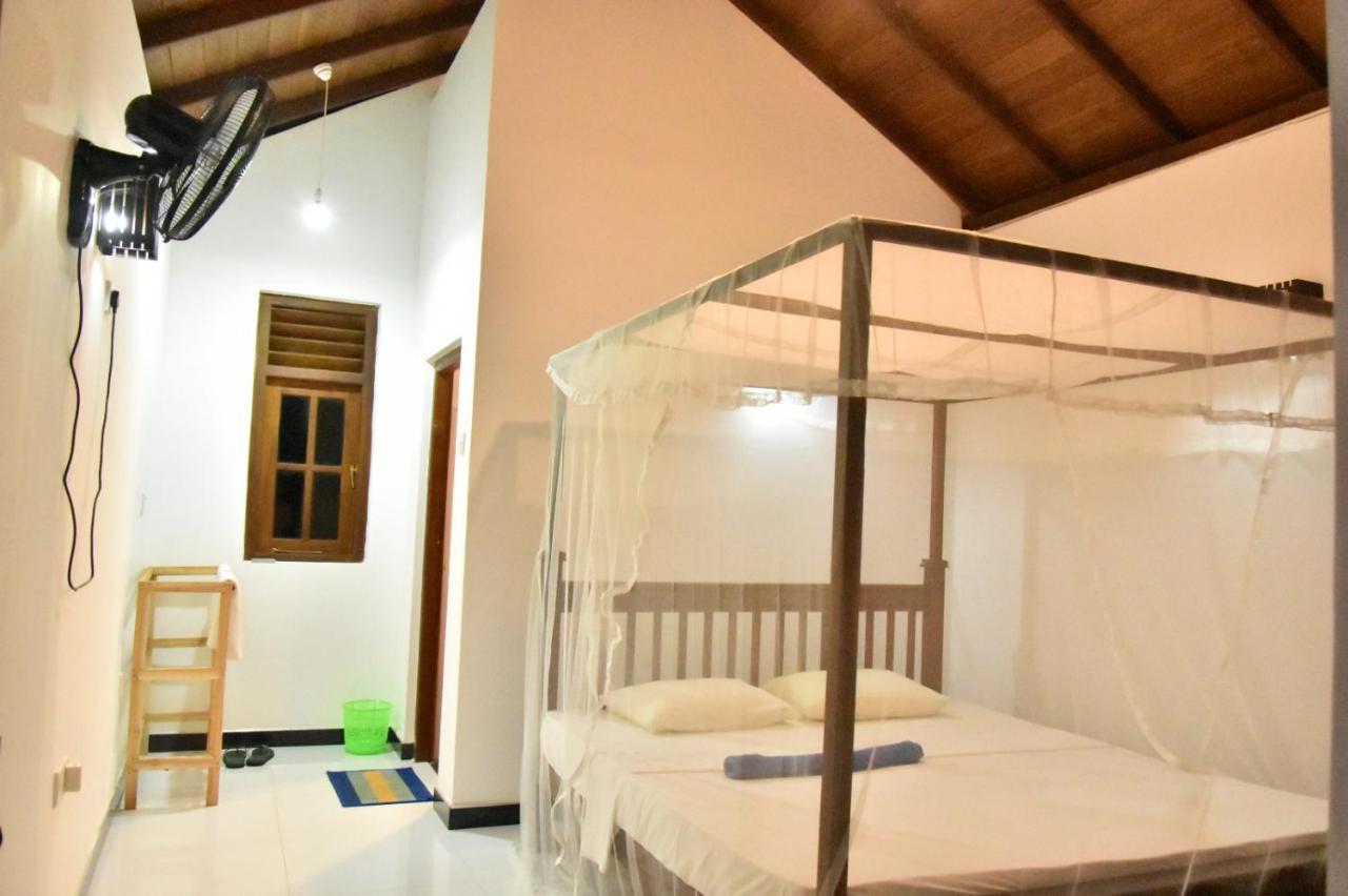 Silent Cabana And Restaurant Marakolliya, טנגלה מראה חיצוני תמונה