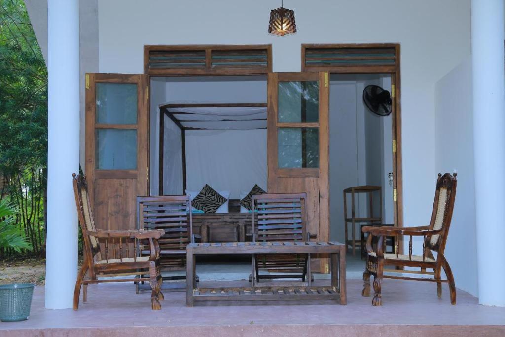 Silent Cabana And Restaurant Marakolliya, טנגלה מראה חיצוני תמונה